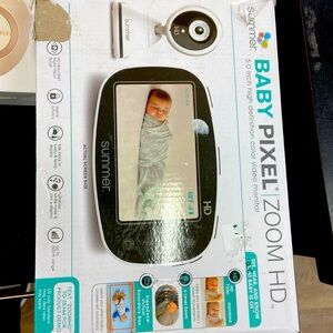 Baby pixel Zoom HD